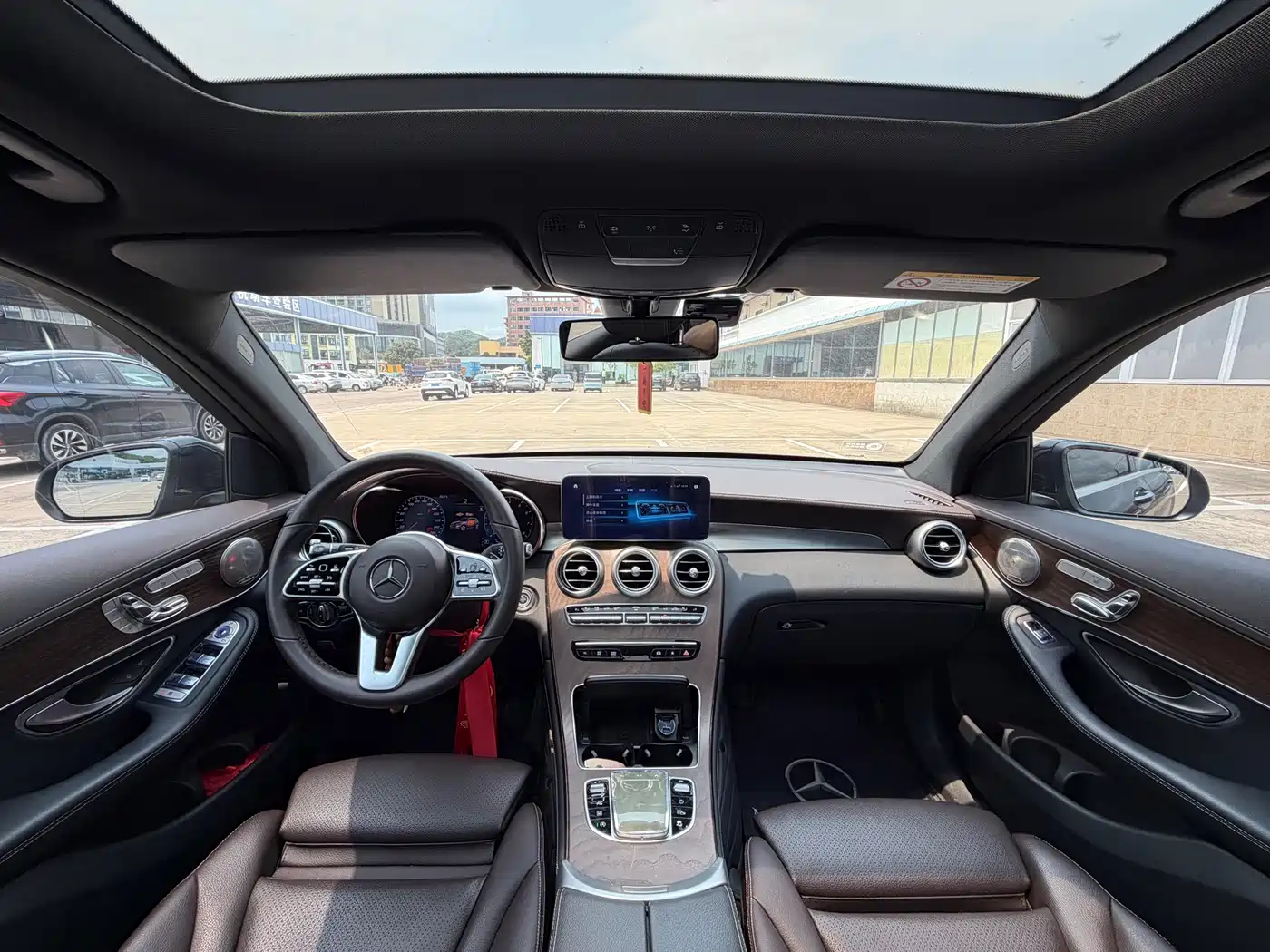 Mercedes-Benz GLC 2021 GLC 260 L 4MATIC Luxury фото 15
