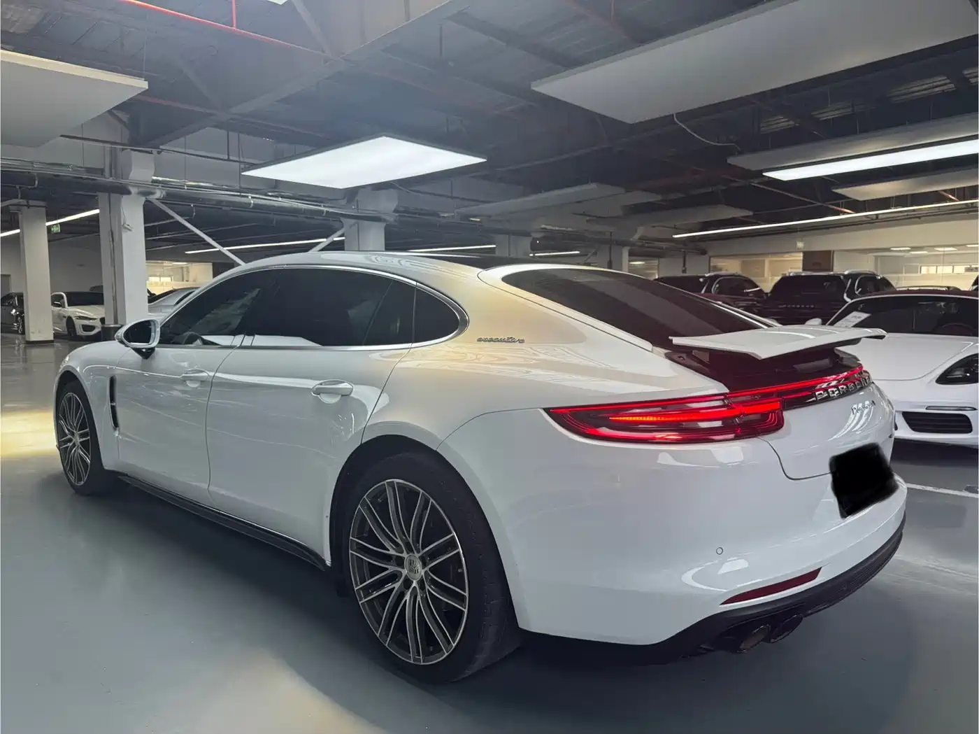 Porsche Panamera 2019 Panamera Executive Long Wheelbase 2.9T фото 19