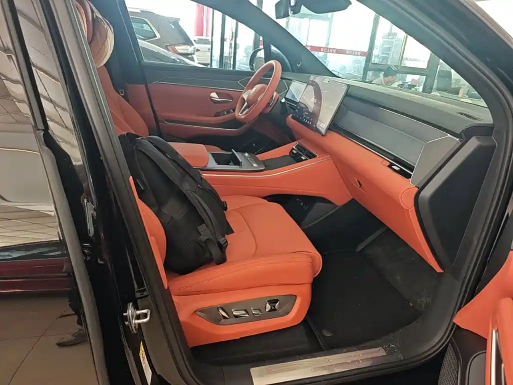 BYD Tang L 2025 2025 DM 175KM Drone Player Edition