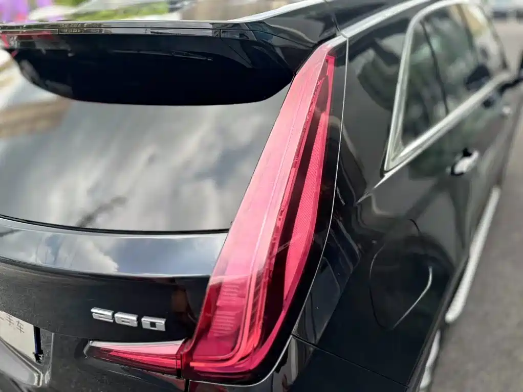 Cadillac XT4 2019 2018 Model 28T 2WD Technology
