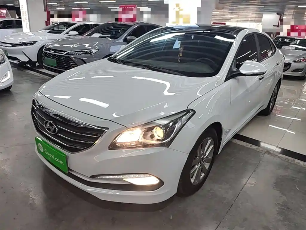 Hyundai Mistra 2014 1.8L Auto Smart GLS