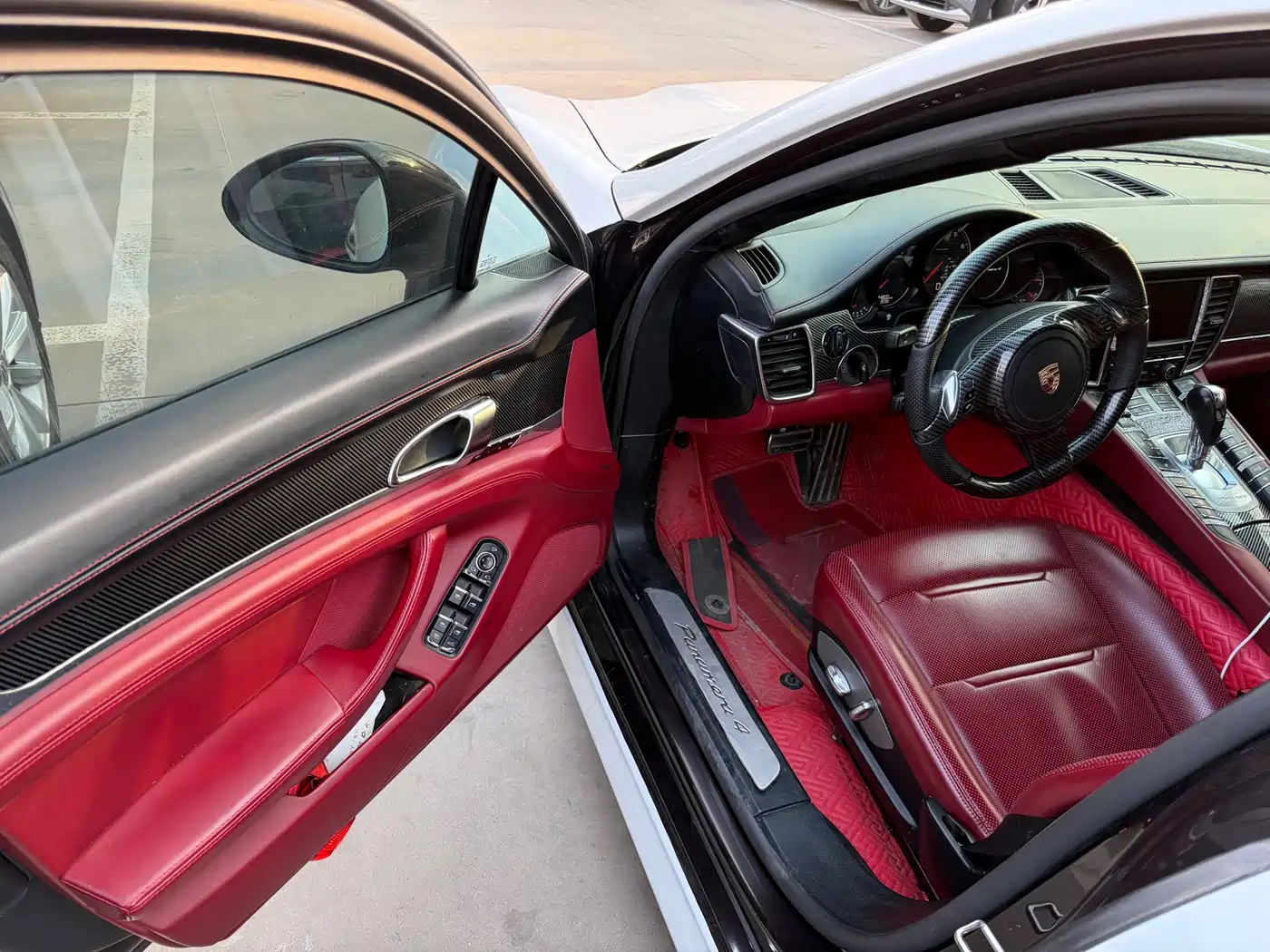 Porsche Panamera 2010 Panamera 4 3.6L фото 4