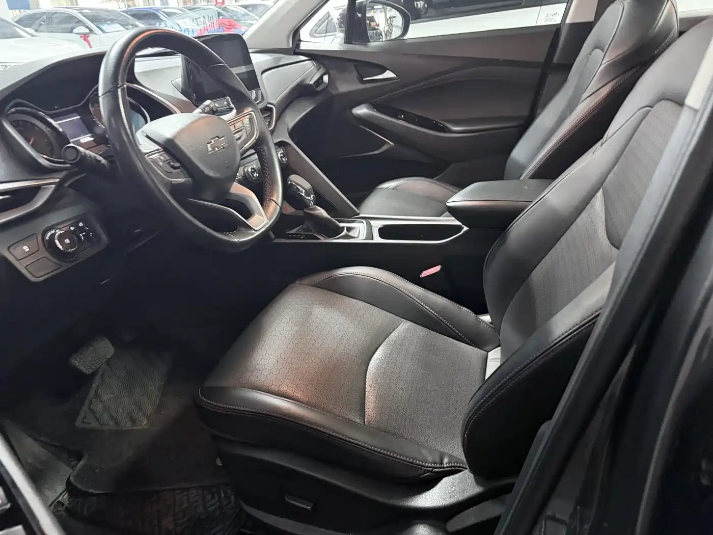 Chevrolet Volando 2019 Redline 530T Automatic Premium Enjoyment Edition (5+2 seater) China VI фото 10