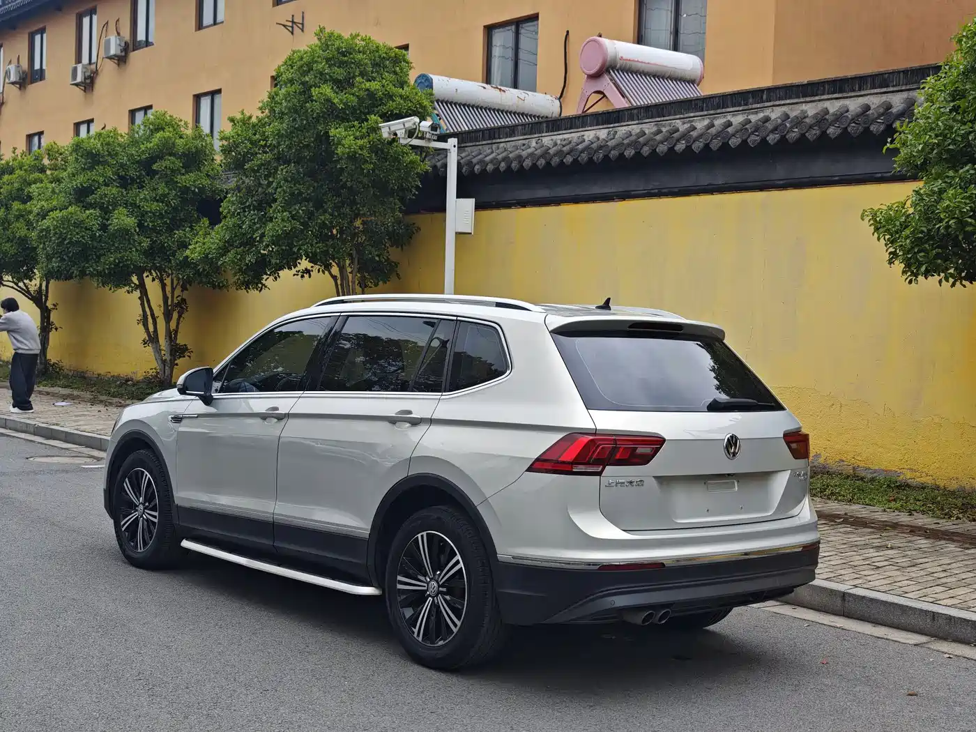 Volkswagen Tiguan L 2019 330TSI Automatic 2WD Panorama Comfort Edition China VI фото 8