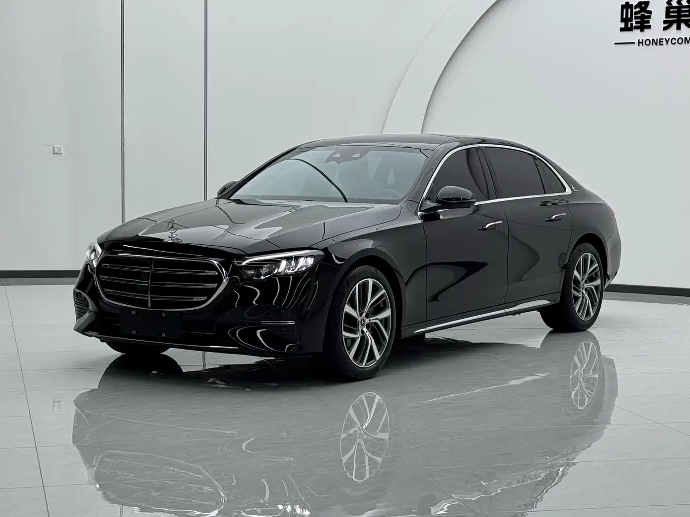 Mercedes-Benz E-Class 2024 E 300 L Fashion