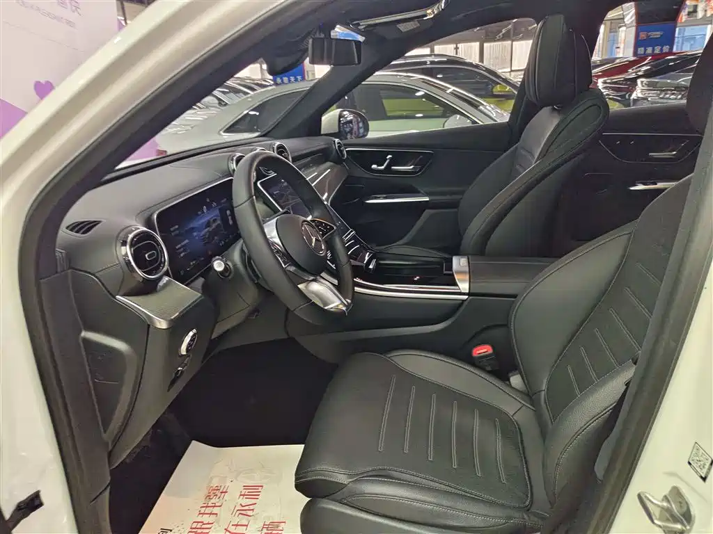 Mercedes-Benz GLC 2023 GLC 260 L 4MATIC Dynamic 7-Seater фото 10