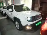 Photo 4 - Jeep Renegade