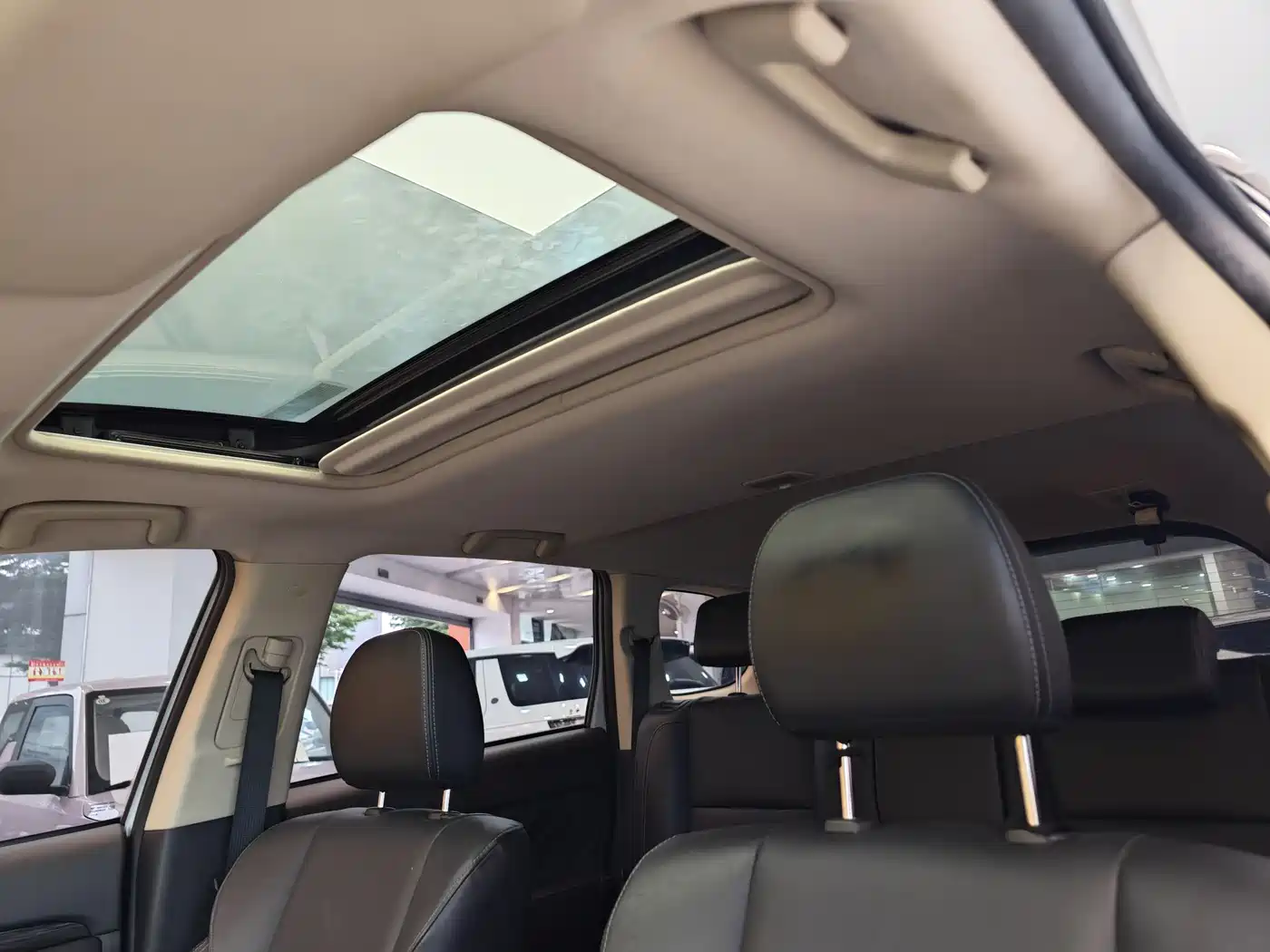 Mitsubishi Outlander 2019 2.4L 4WD Deluxe Edition 5-Seater China VI фото 13