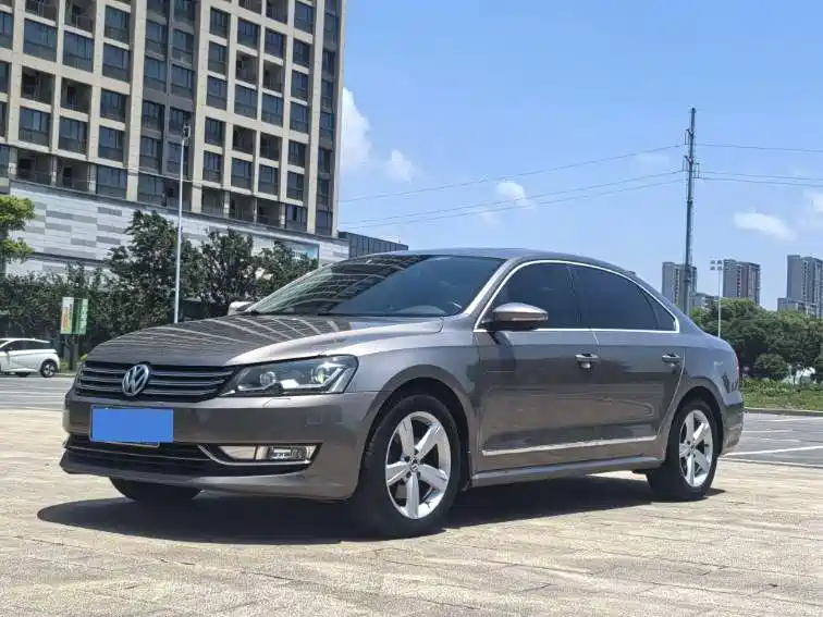 Volkswagen Passat 2013 1.8TSI DSG Yuzun