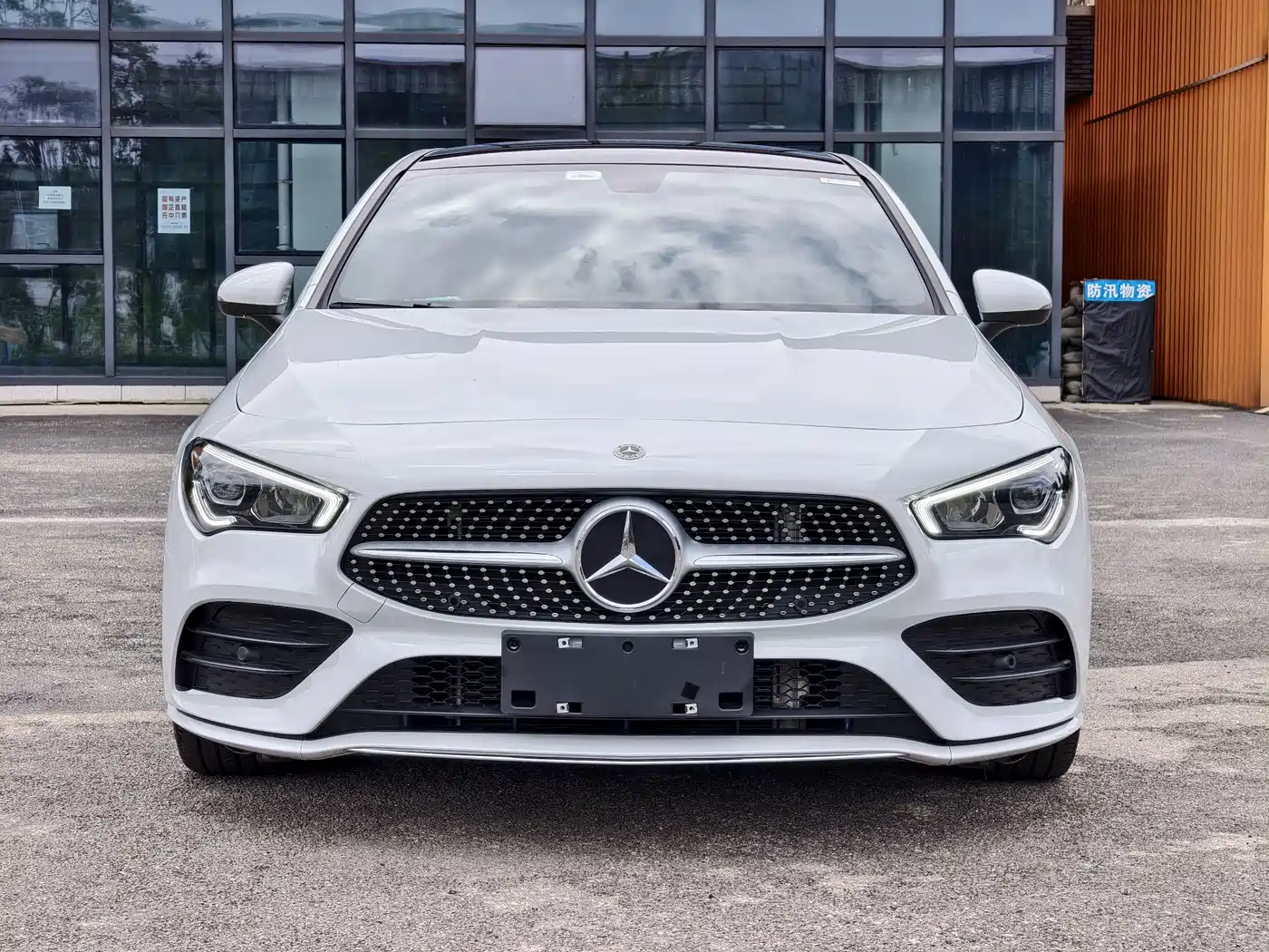Mercedes-Benz CLA (Import) 2022 Facelift CLA 200 фото 2