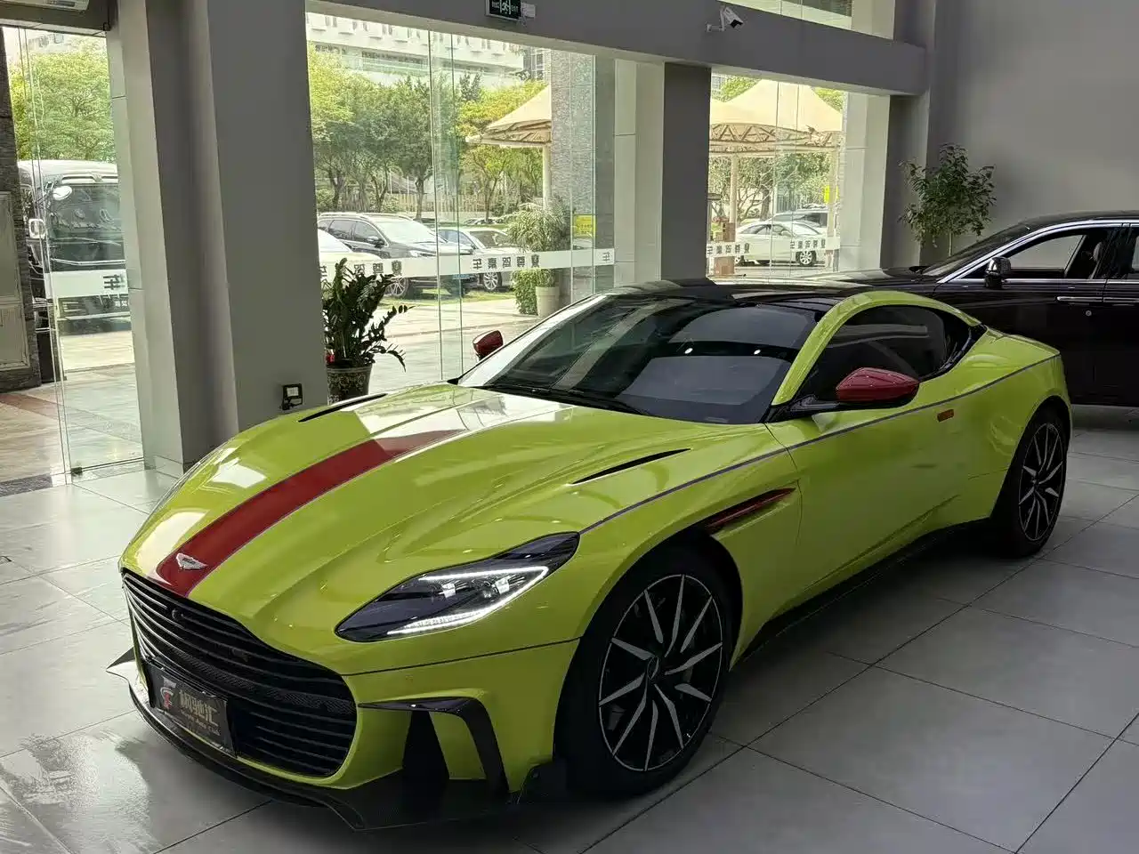 Aston Martin DB11 2019 2019 Model 4.0T V8 Coupe
