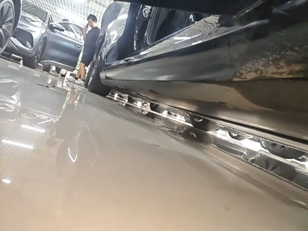 Фото 21 - Tesla Model 3