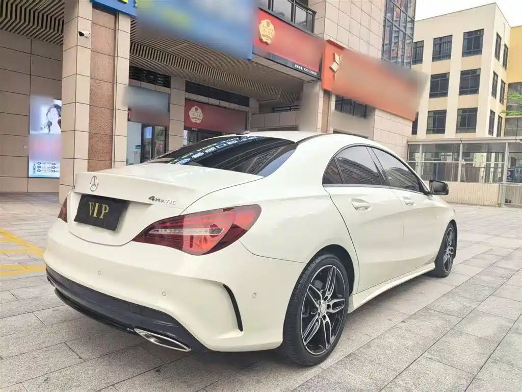 Mercedes-Benz CLA (Import) 2017 CLA 220 4MATIC фото 9