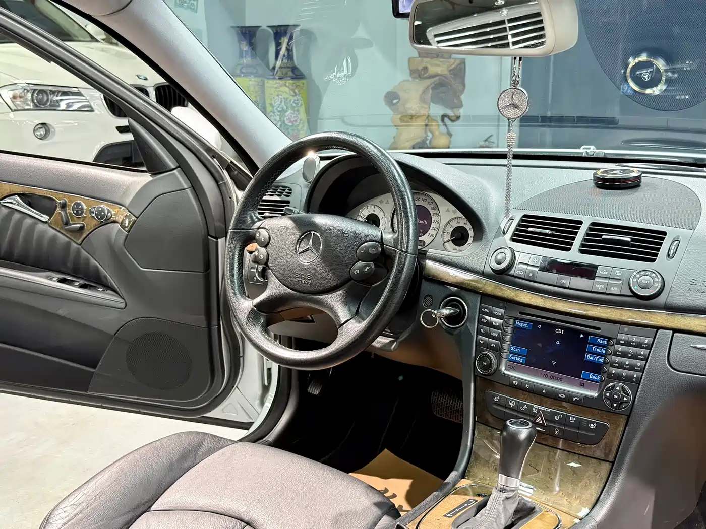 Mercedes-Benz E-Class 2007 E 230 Fashion фото 13