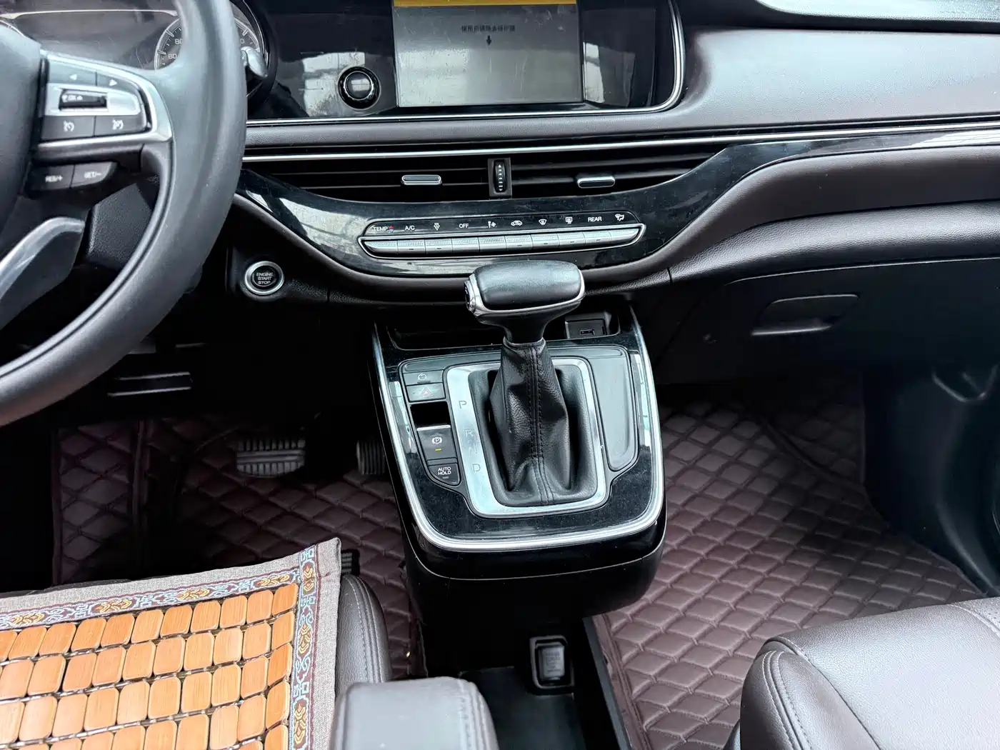 GAC Trumpchi Trumpchi M6 2019 270T Automatic Luxury (7-seater) China V фото 14