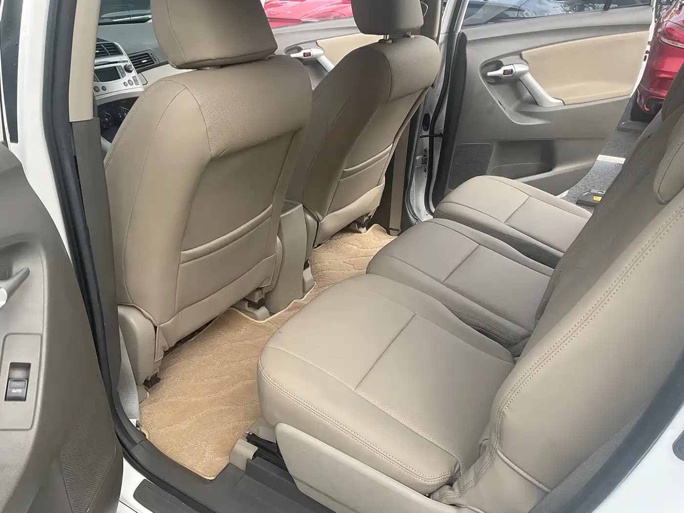Toyota E'Z 2012 180E CVT Elite Multi-Function Edition фото 9