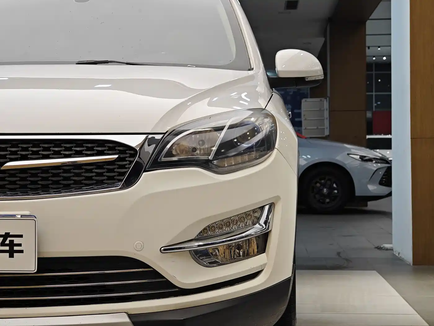 Zotye Damai X5 2016 2017 Upgrade 1.5T CVT Magistrate