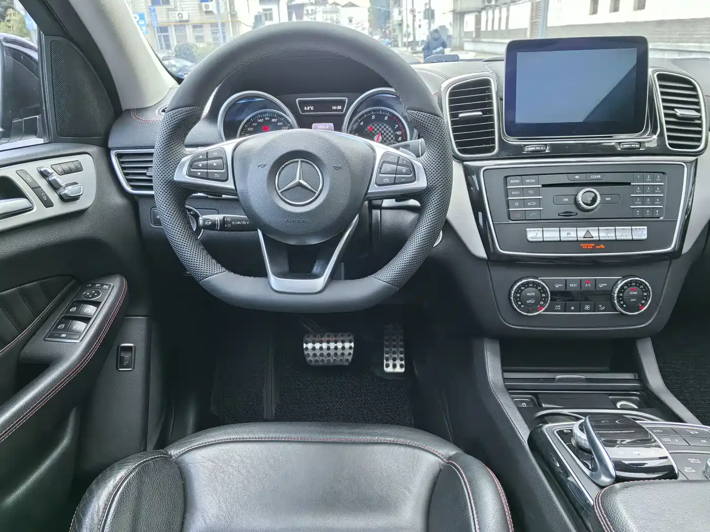 Mercedes-Benz GLE Coupe 2015 GLE 450 AMG 4MATIC Coupe SUV фото 8
