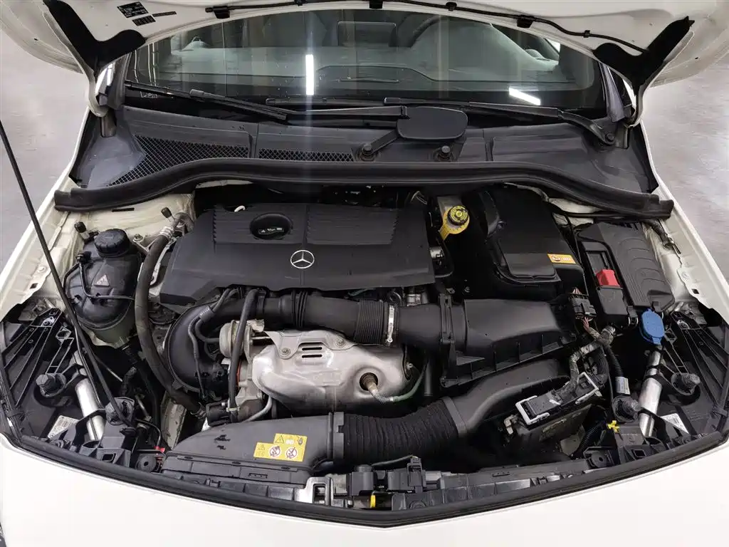 Mercedes-Benz B-Class 2015 B 200 Dynamic фото 6