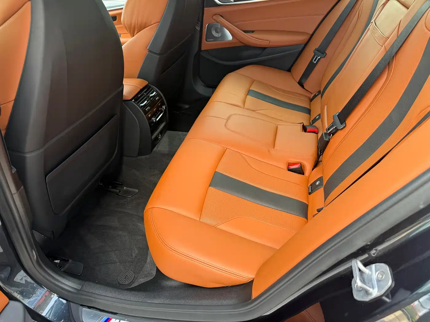 BMW M5 2018 M5 фото 16