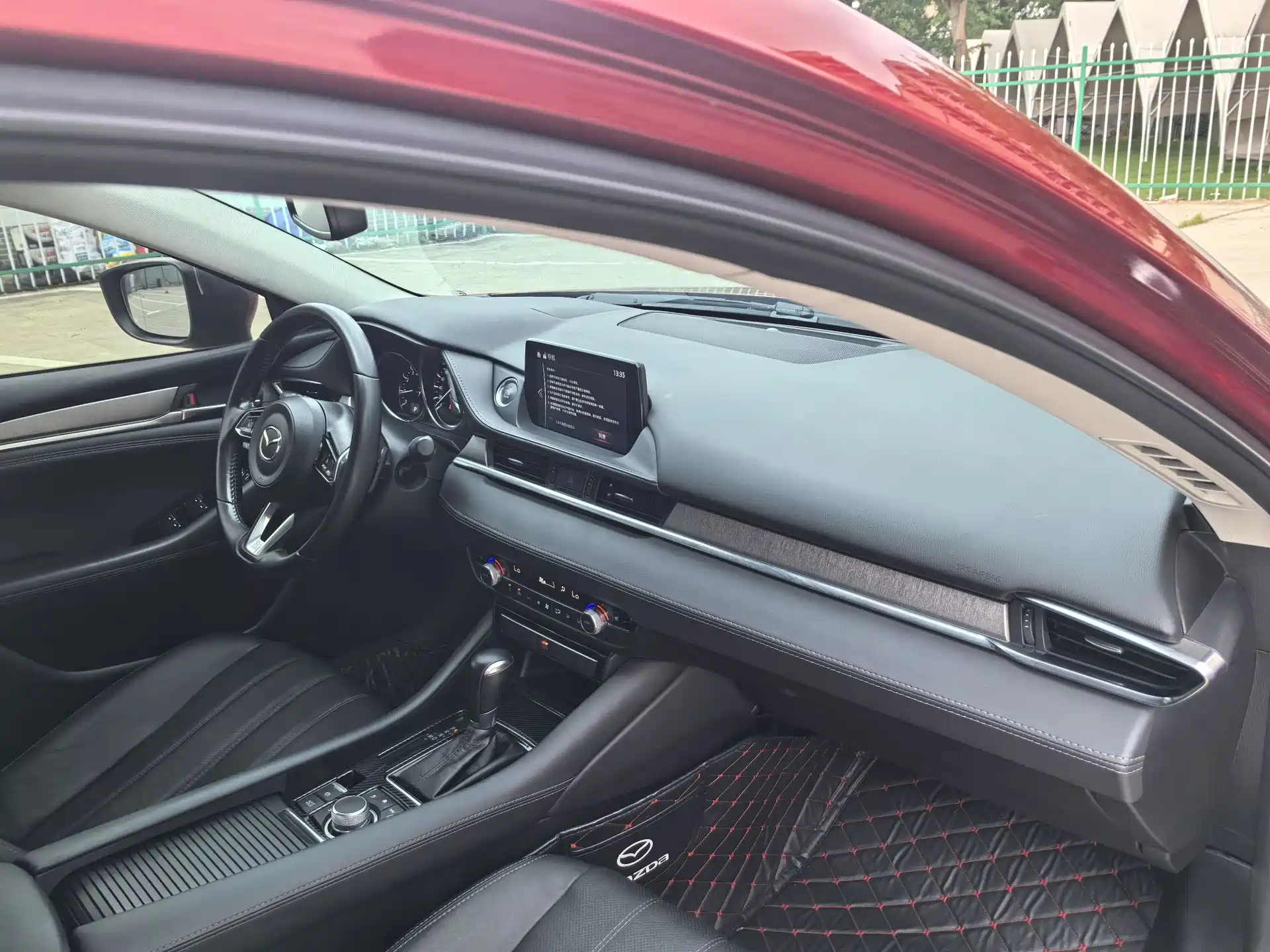 Photo 13 - Mazda Atenza