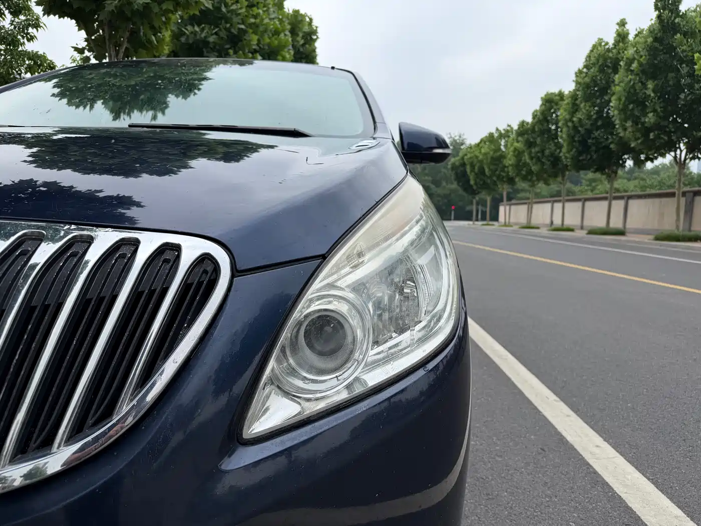 Buick GL8 2013 2.4L CT Luxury Business Comfort Edition фото 4