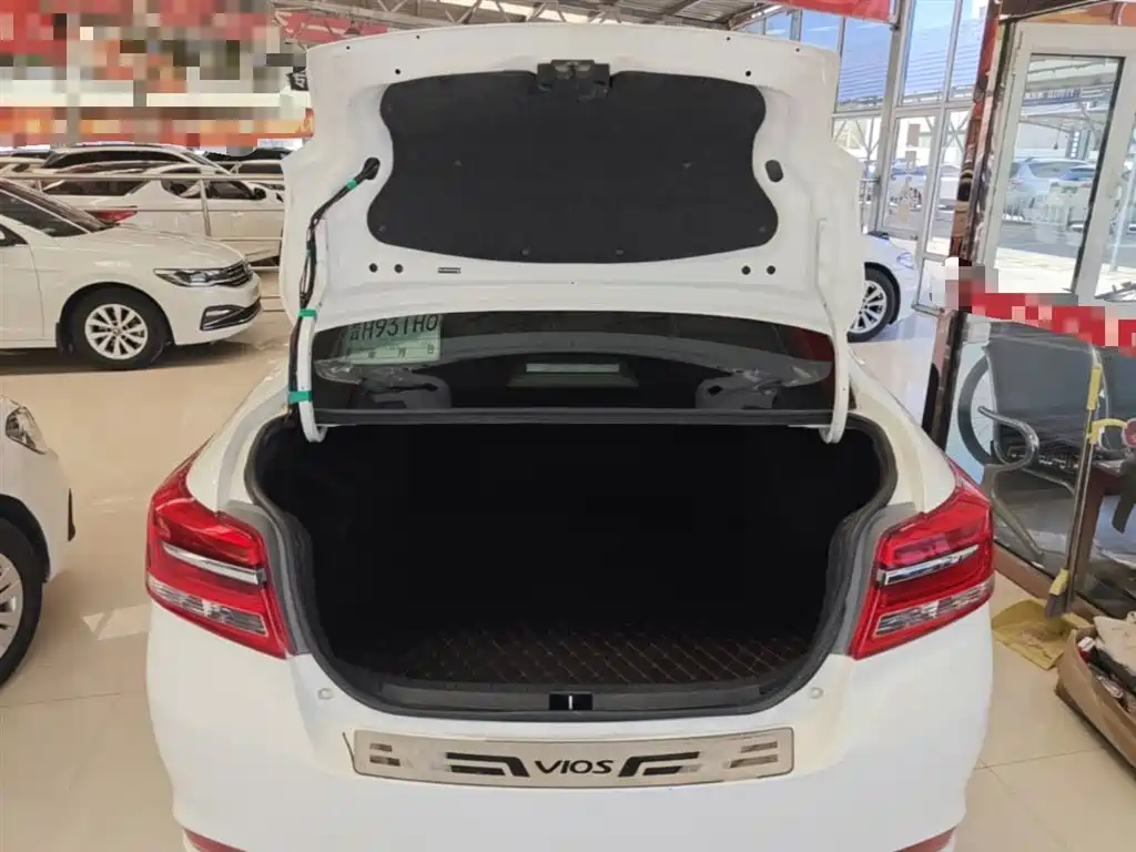 Toyota Vios 2017 1.5L CVT Pioneer фото 19