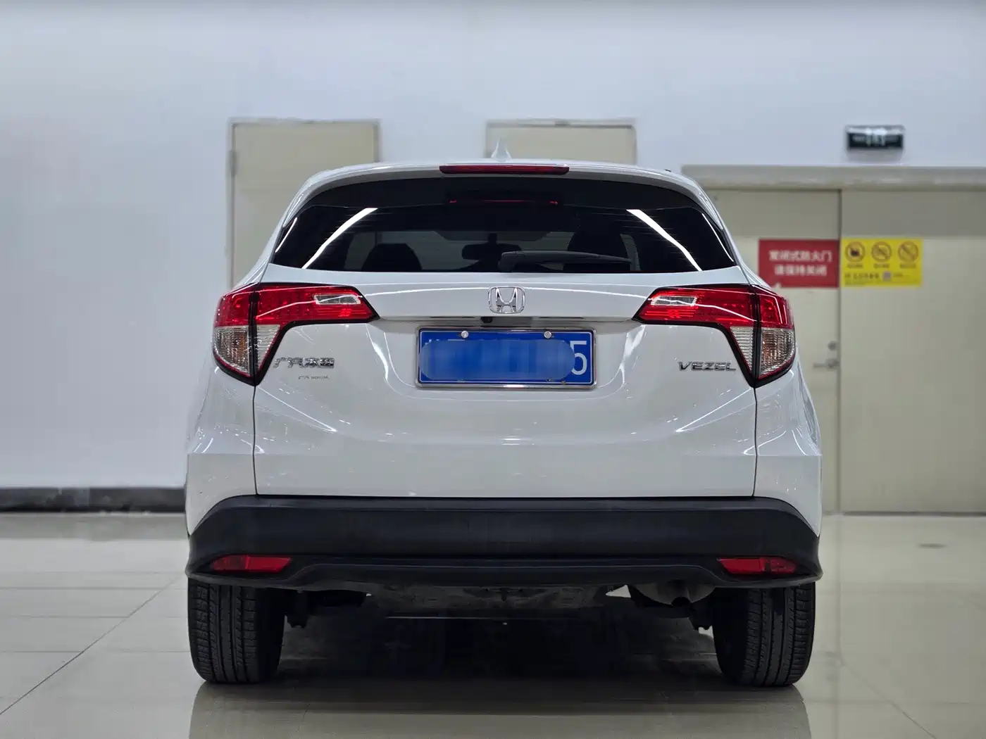 Фото 4 - Honda Vezel