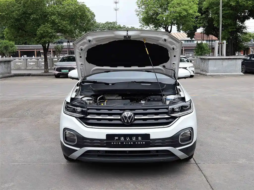 Volkswagen Tanying 2021 1.5L Automatic Smart Connect Edition фото 14