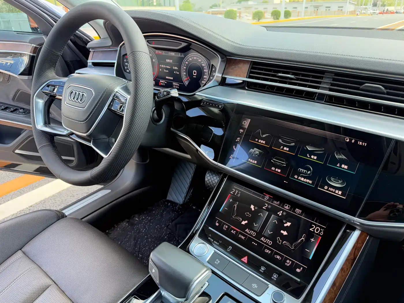 Audi A8 2018 A8L 55 TFSI quattro Luxury фото 16