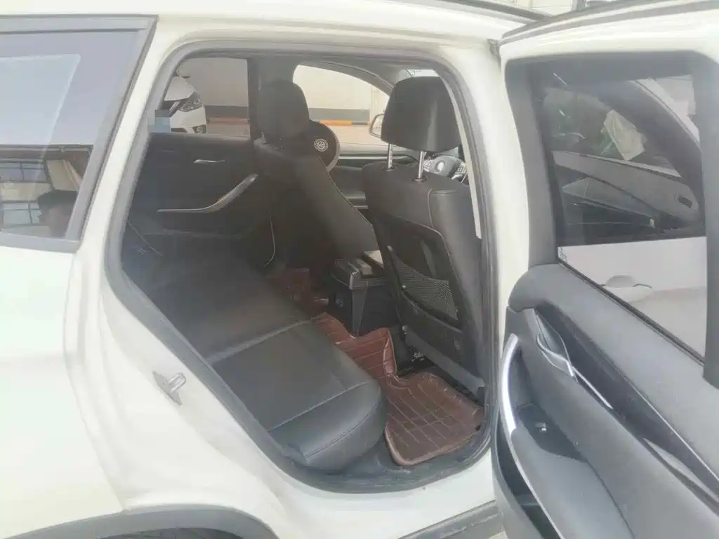 Photo 11 - BMW X1