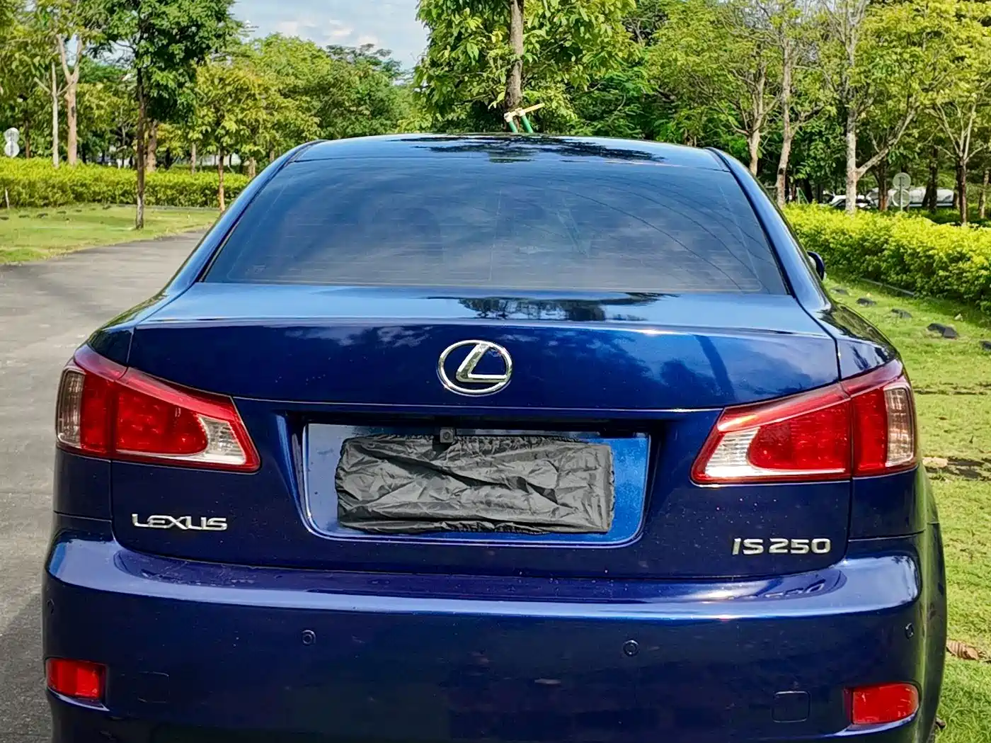 Фото 43 - Lexus IS