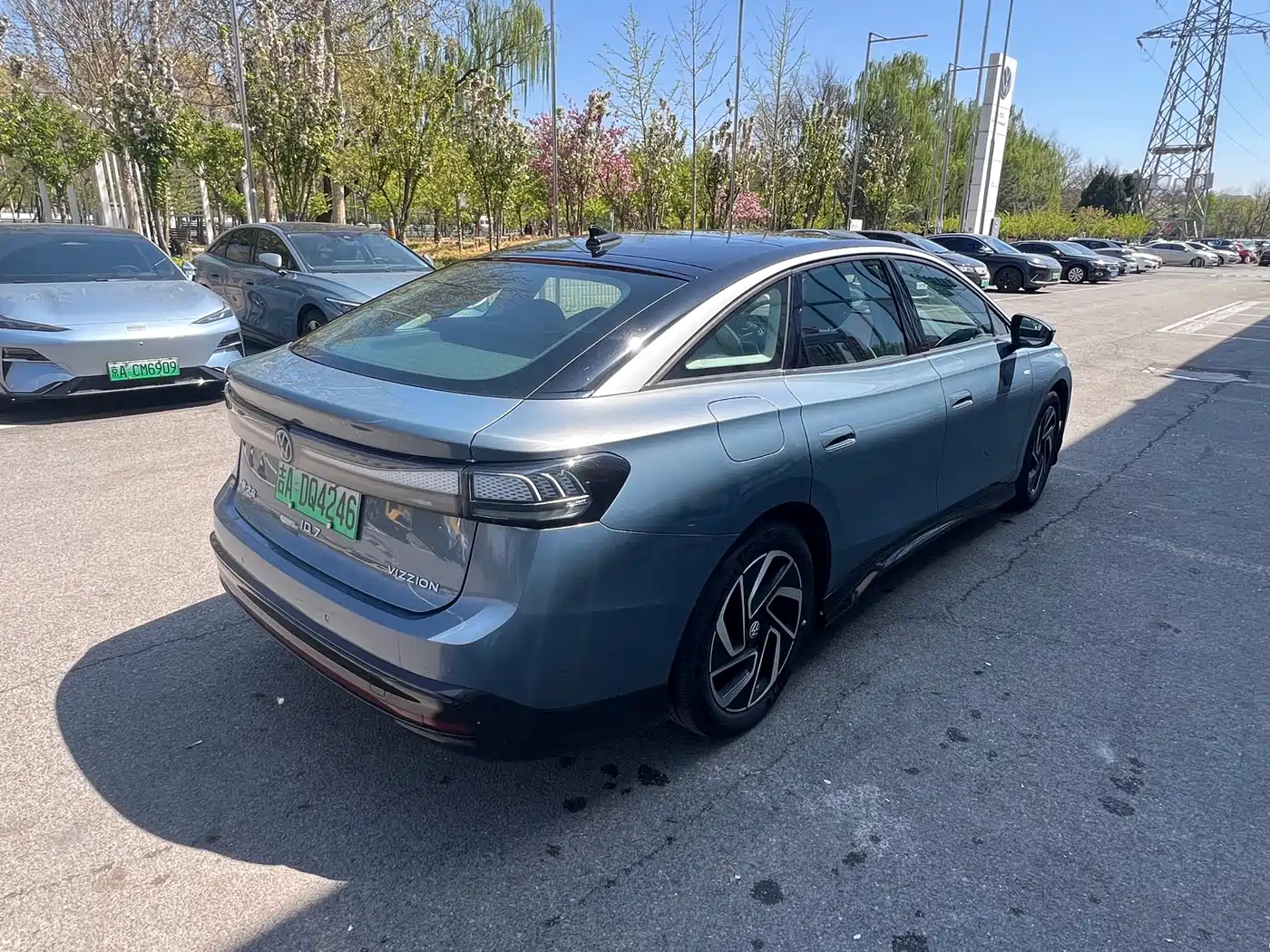 VOLKSWAGEN ID.7 VIZZION