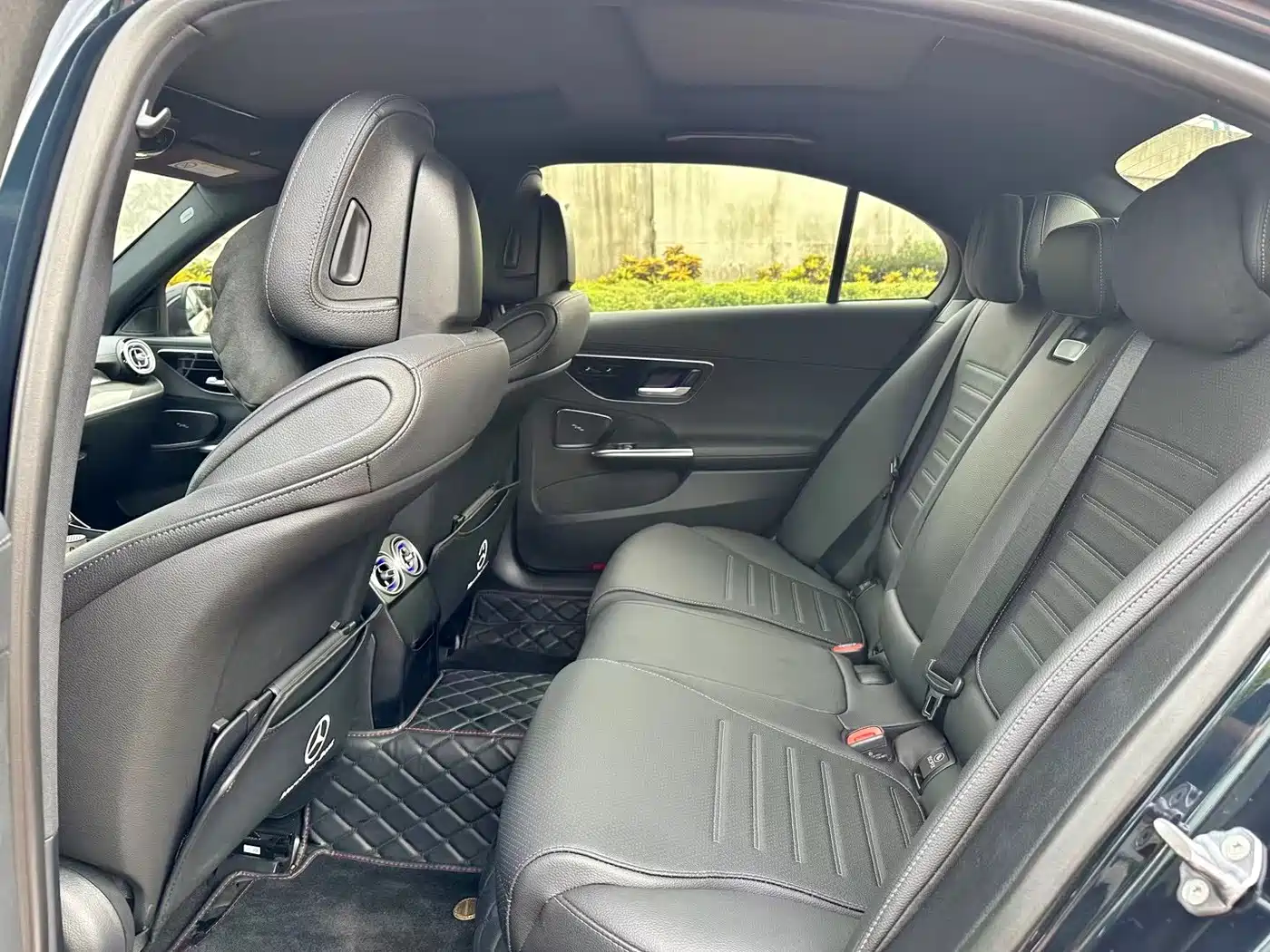 Mercedes-Benz C-Class 2023 C 260 L Sport фото 8