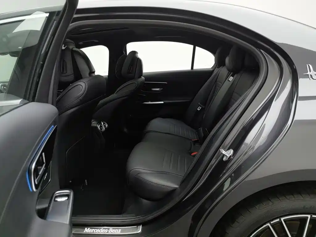 Mercedes-Benz C-Class, миниатюра 15