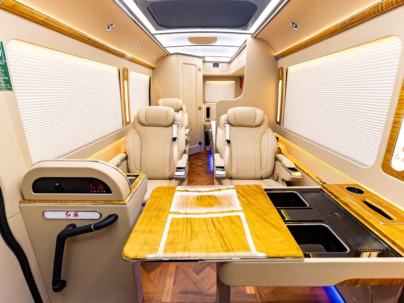 Hongqi Guoyue 2024 3.0T Luxury Edition 17-Seater фото 22