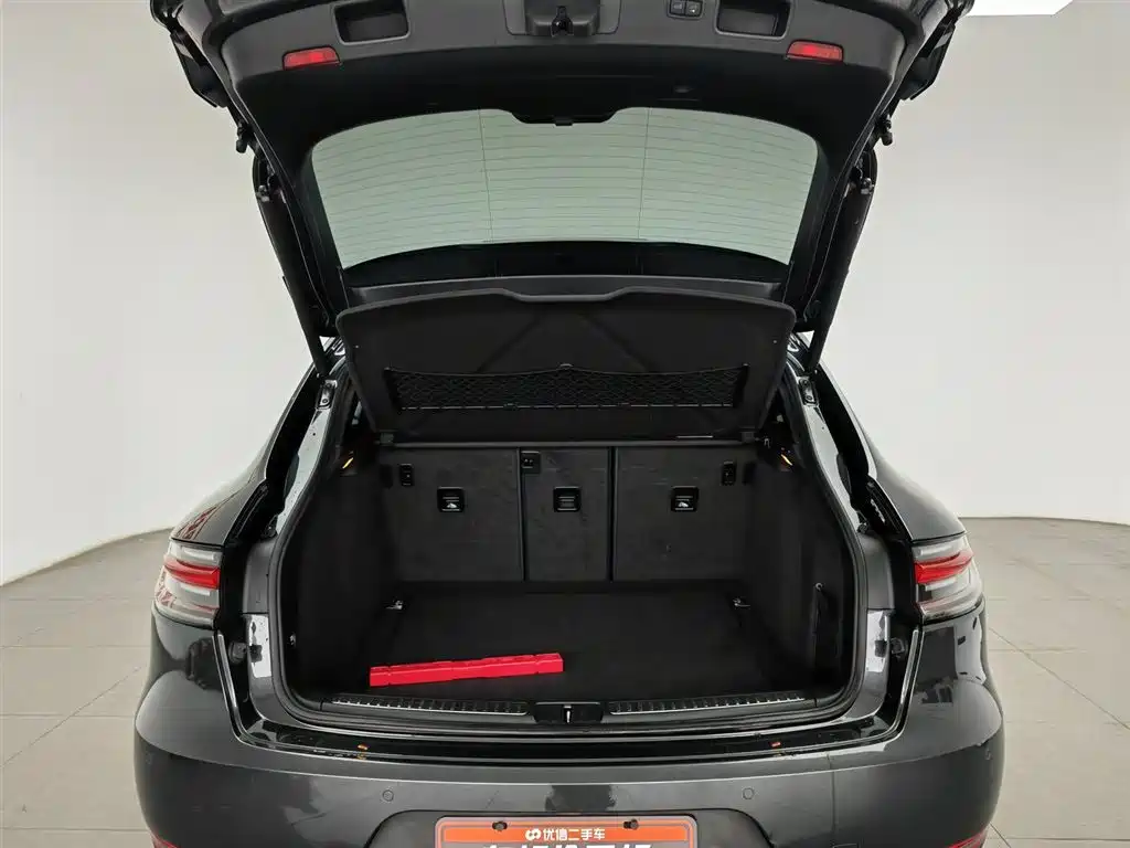 Porsche Macan 2020 Macan 2.0T фото 16