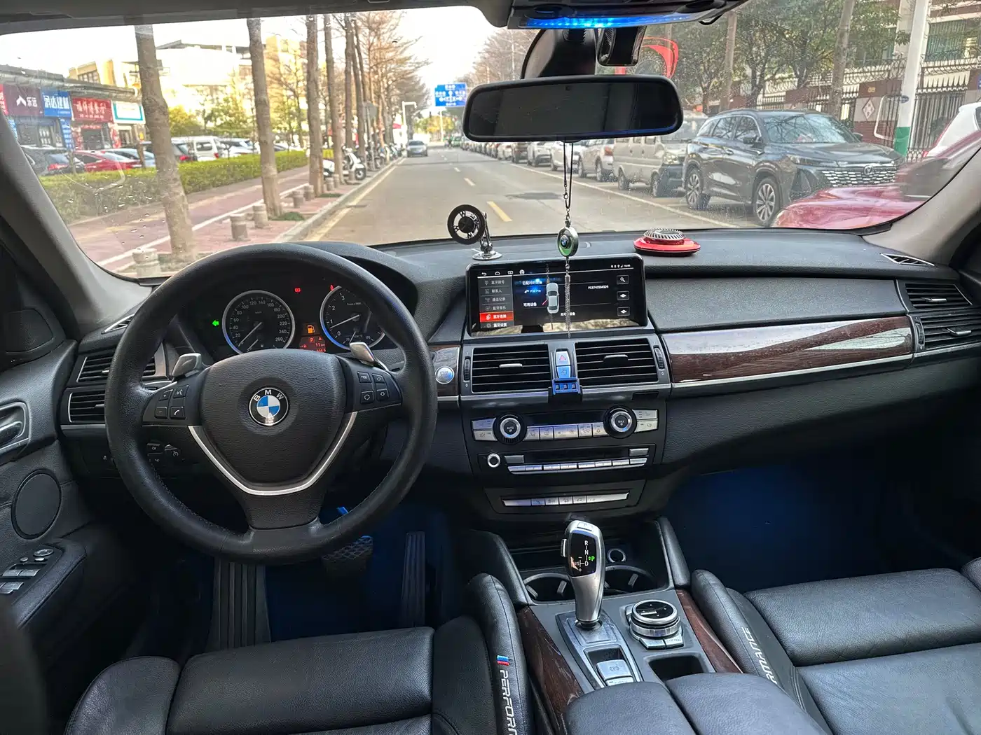 BMW X6 2011 xDrive35i фото 10