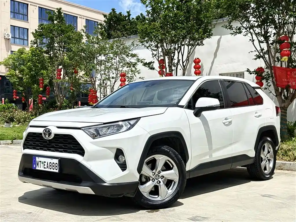Toyota RAV4 Rongfang 2021 2.0L CVT 2WD Trend