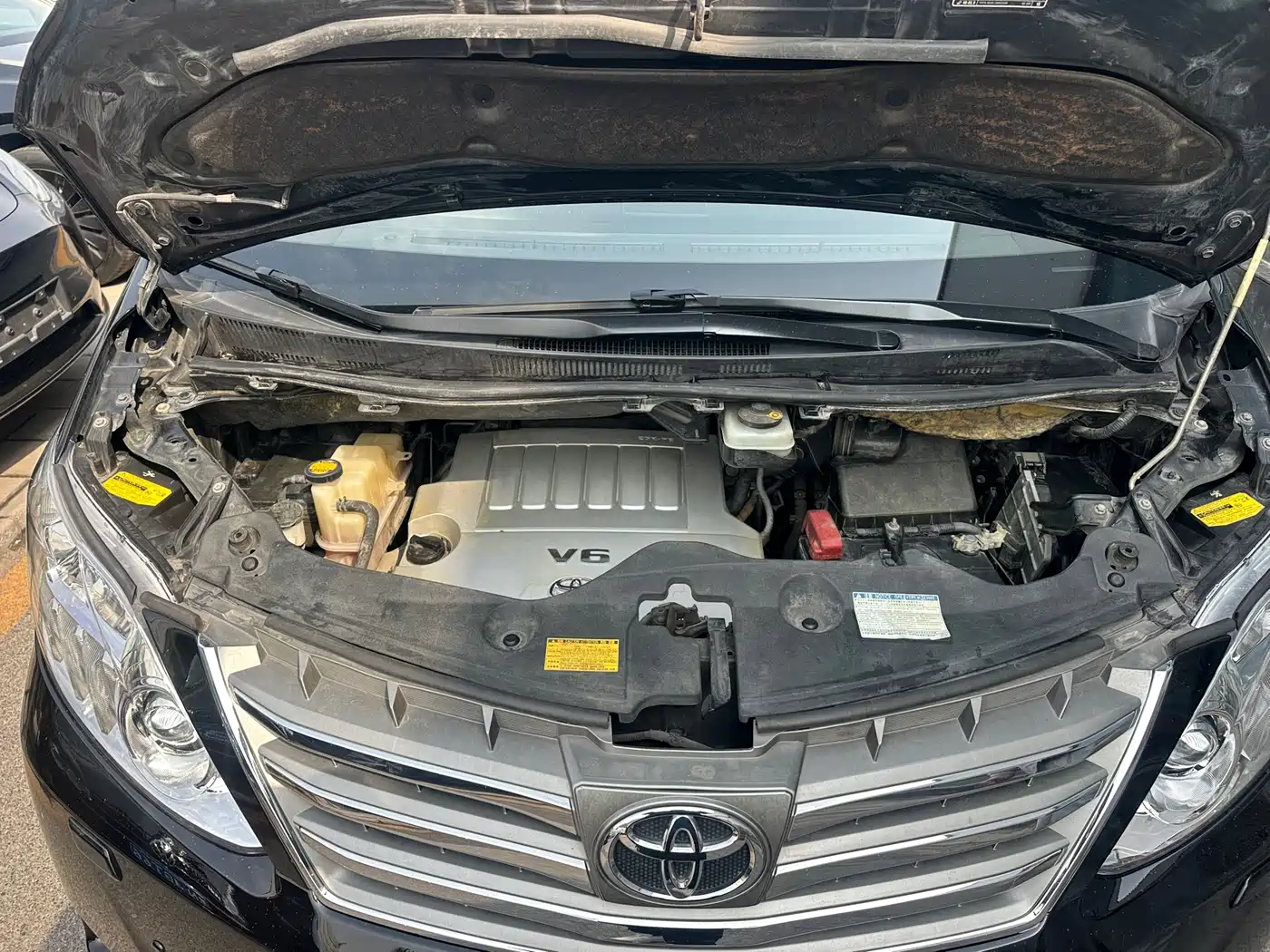 Toyota Alphard 2012 3.5L Premium Edition фото 4