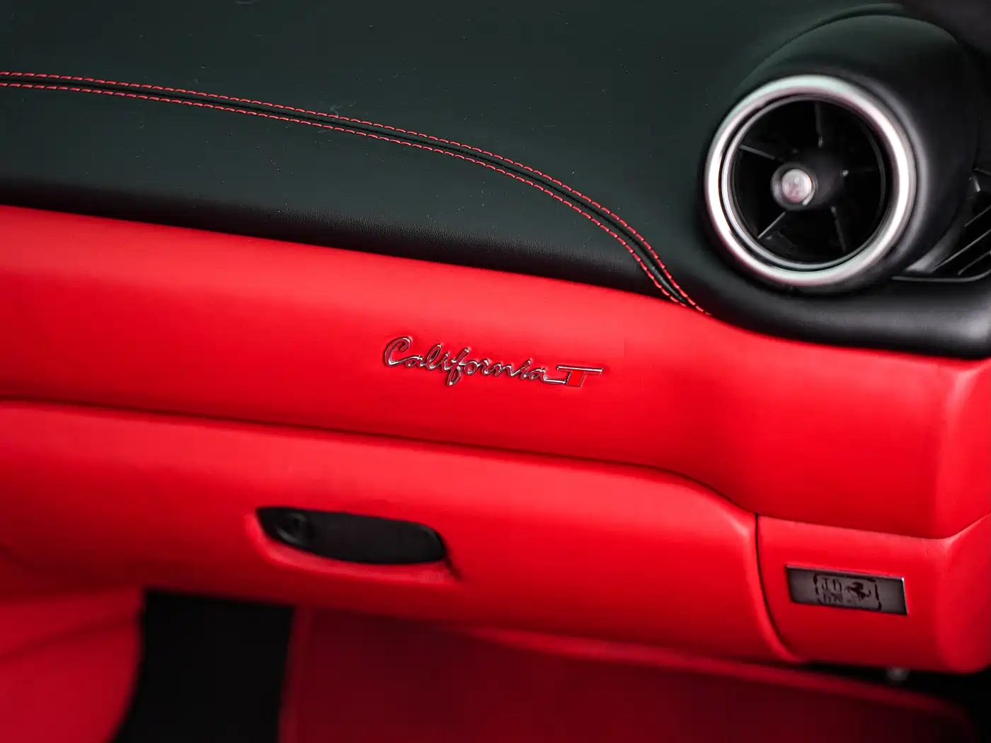 Ferrari California T 2015 2015 3.9T Standard