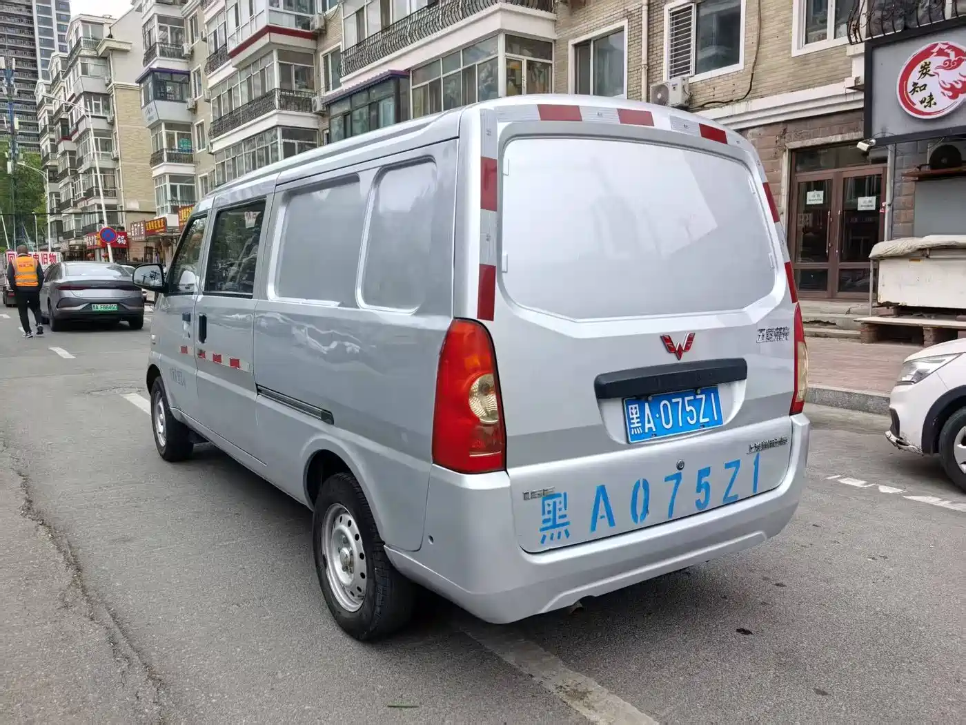 Wuling Motors Wuling Rongguang 2020 2019 1.5L extended van basic model 5 seats
