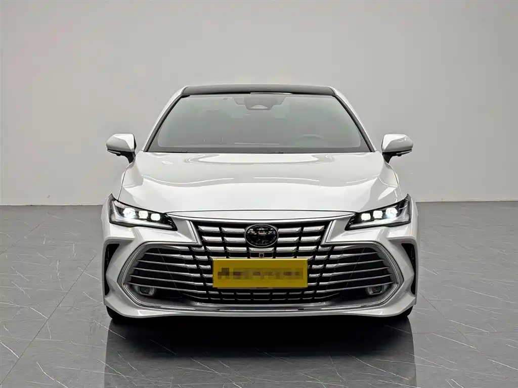 Toyota Avalon 2024 Model Hybrid 2.0L Prestige Edition фото 2