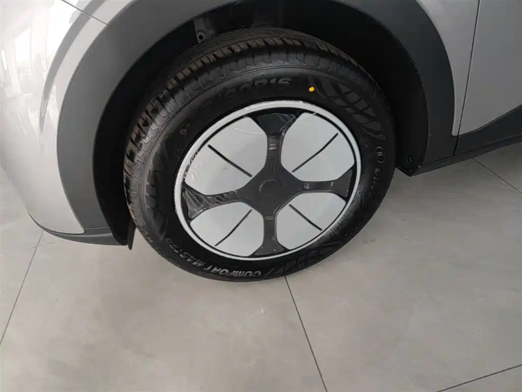 Geely Galaxy Starry Wish 2026 Edition 310km Youth Version фото 23