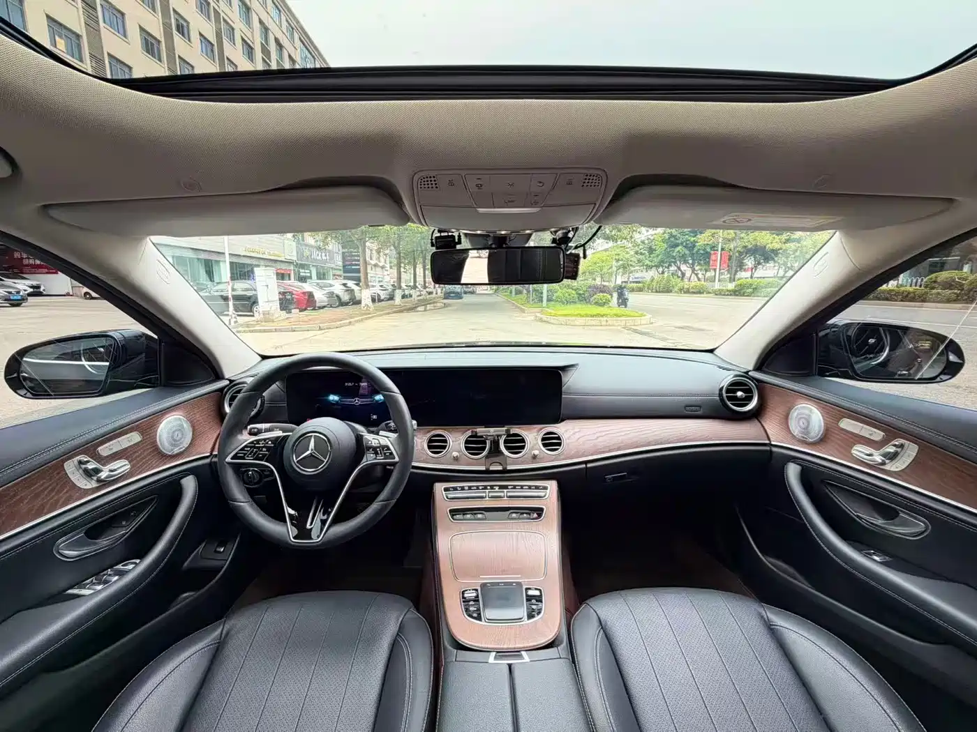 Mercedes-Benz E-Class 2021 E 300 L Luxury фото 6