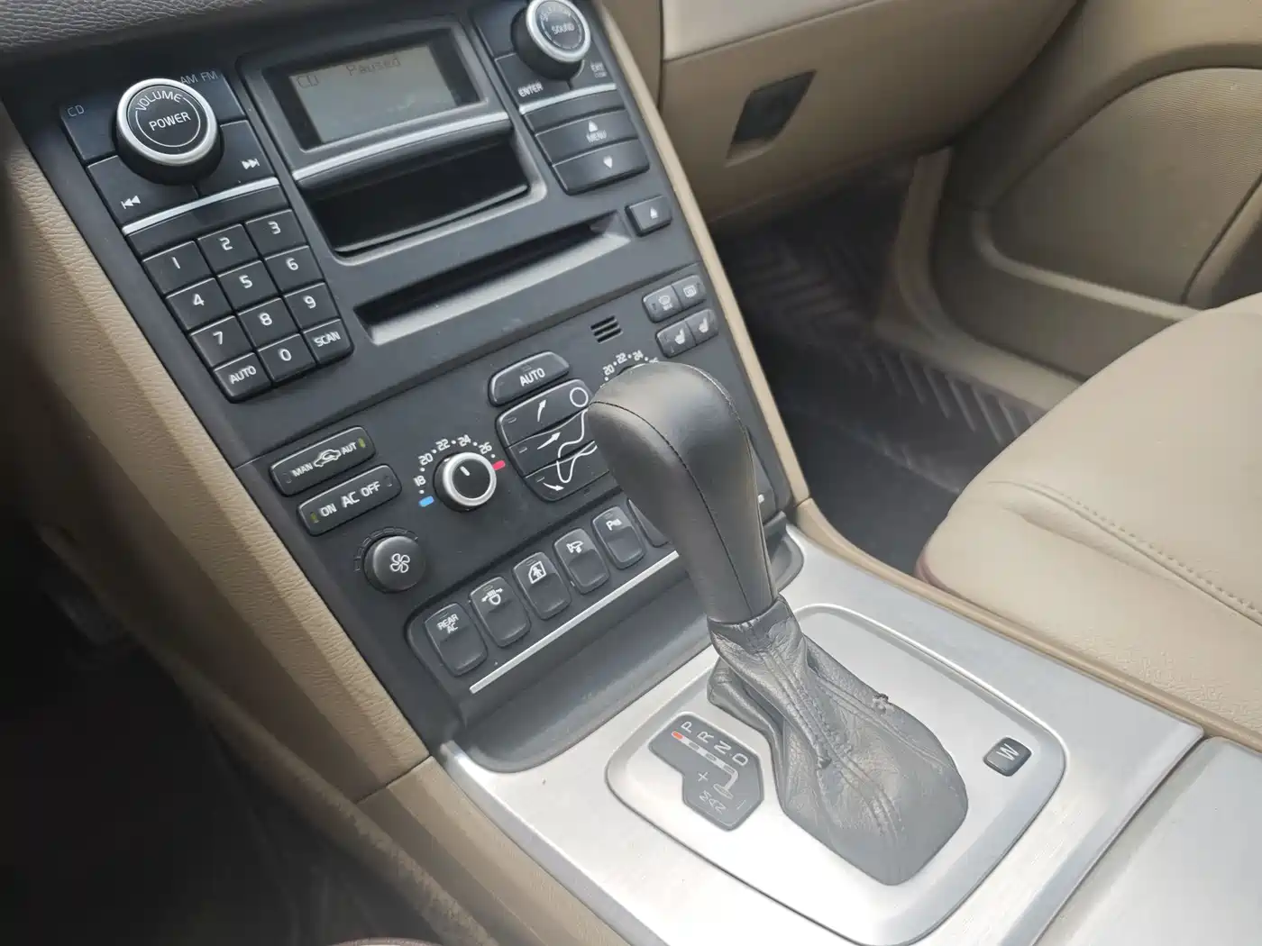 Volvo XC Classic 2015 2014 T5 Luxury Edition