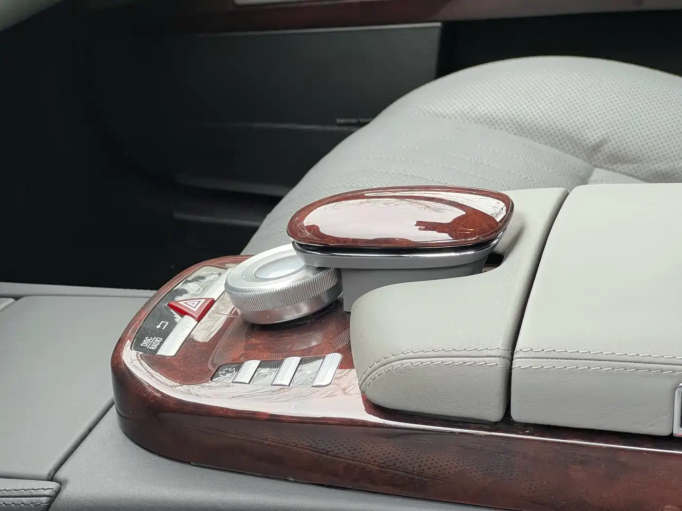Mercedes-Benz S-Class 2008 Model S 600 L фото 25