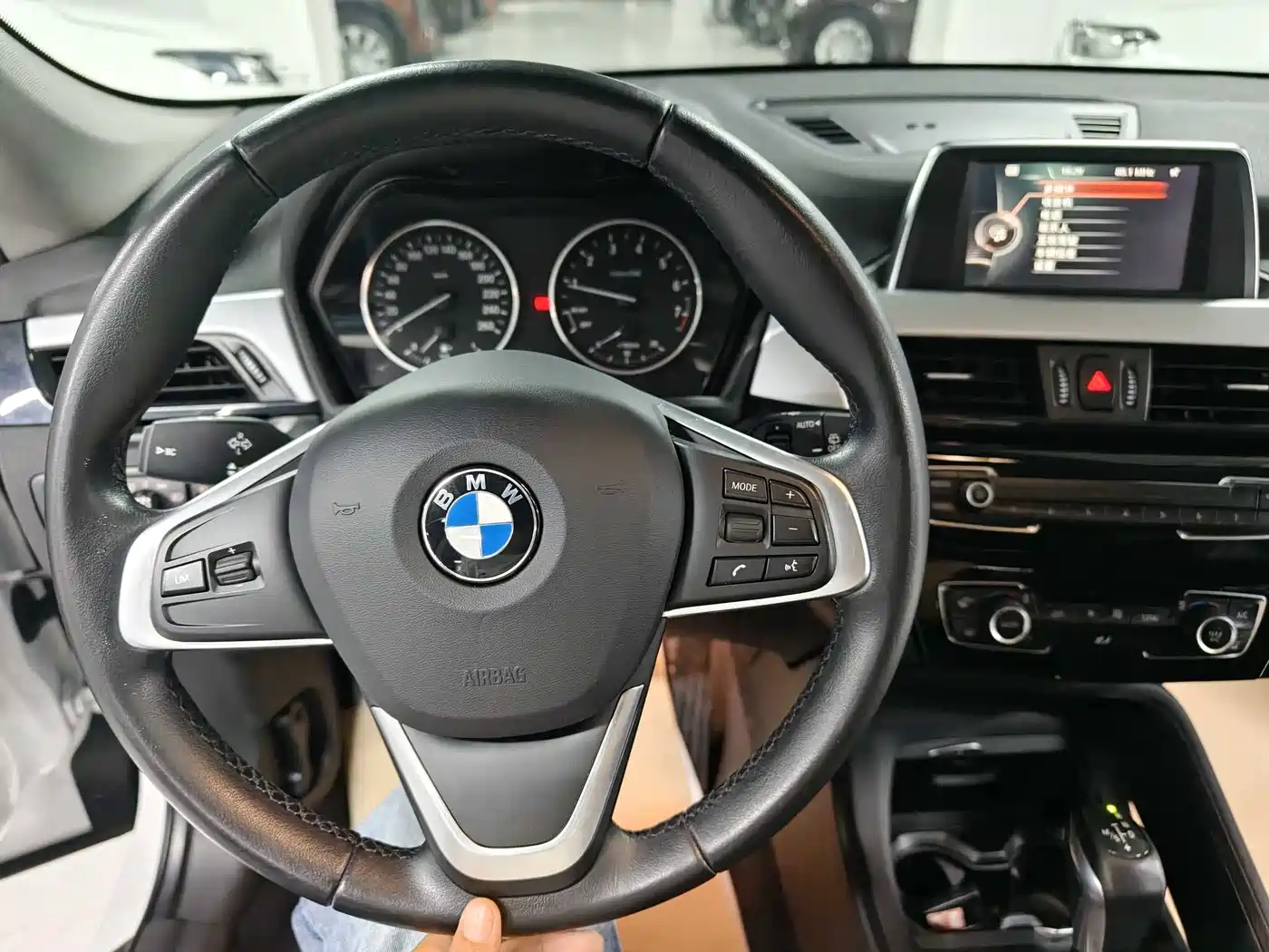 BMW X1 2016 sDrive18Li Fashion Model фото 15
