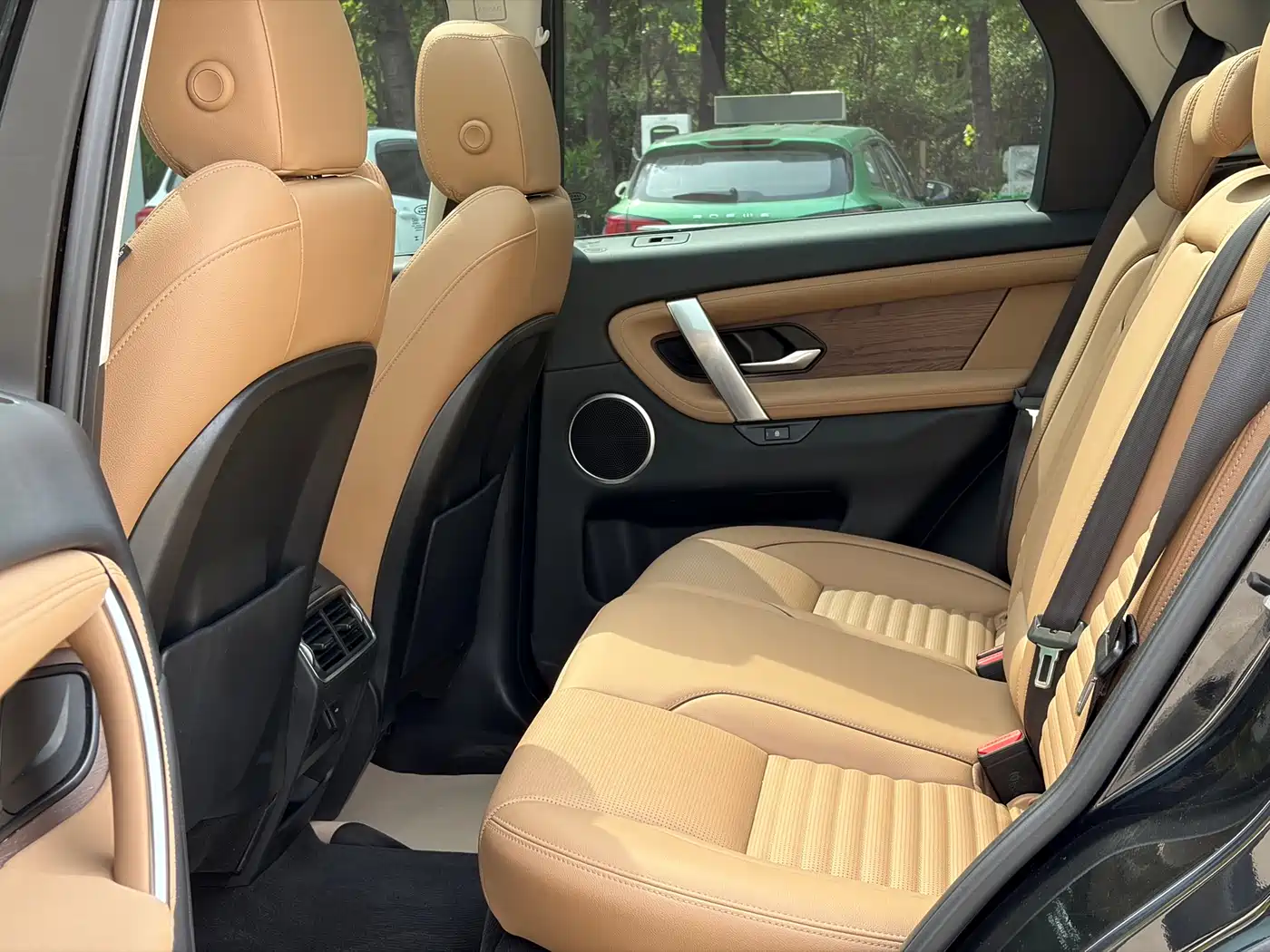 Land Rover Discovery Sport 2024 Performance Technology Edition фото 15