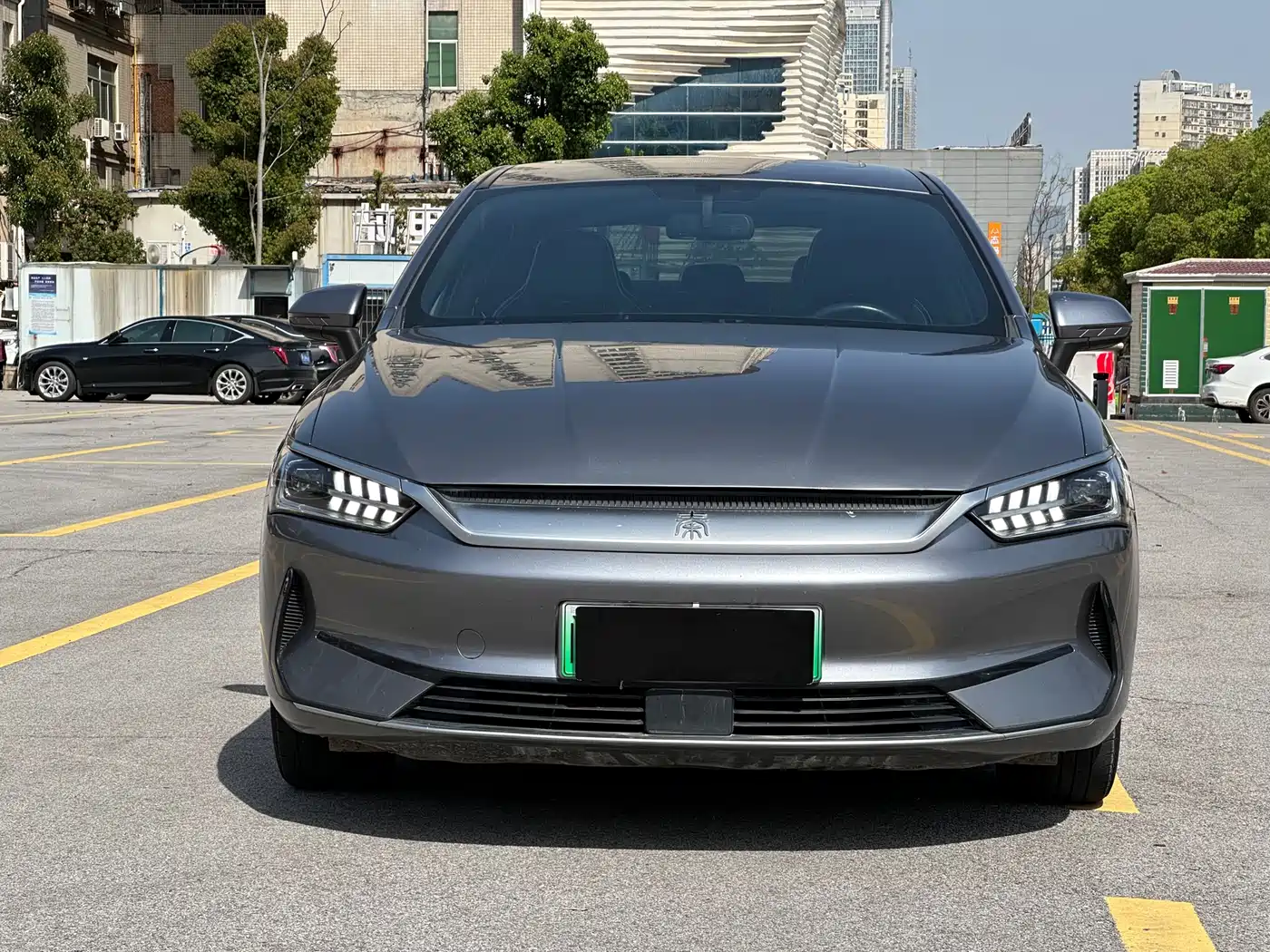 BYD Qin PLUS 2021 EV 400KM Luxury Model фото 2